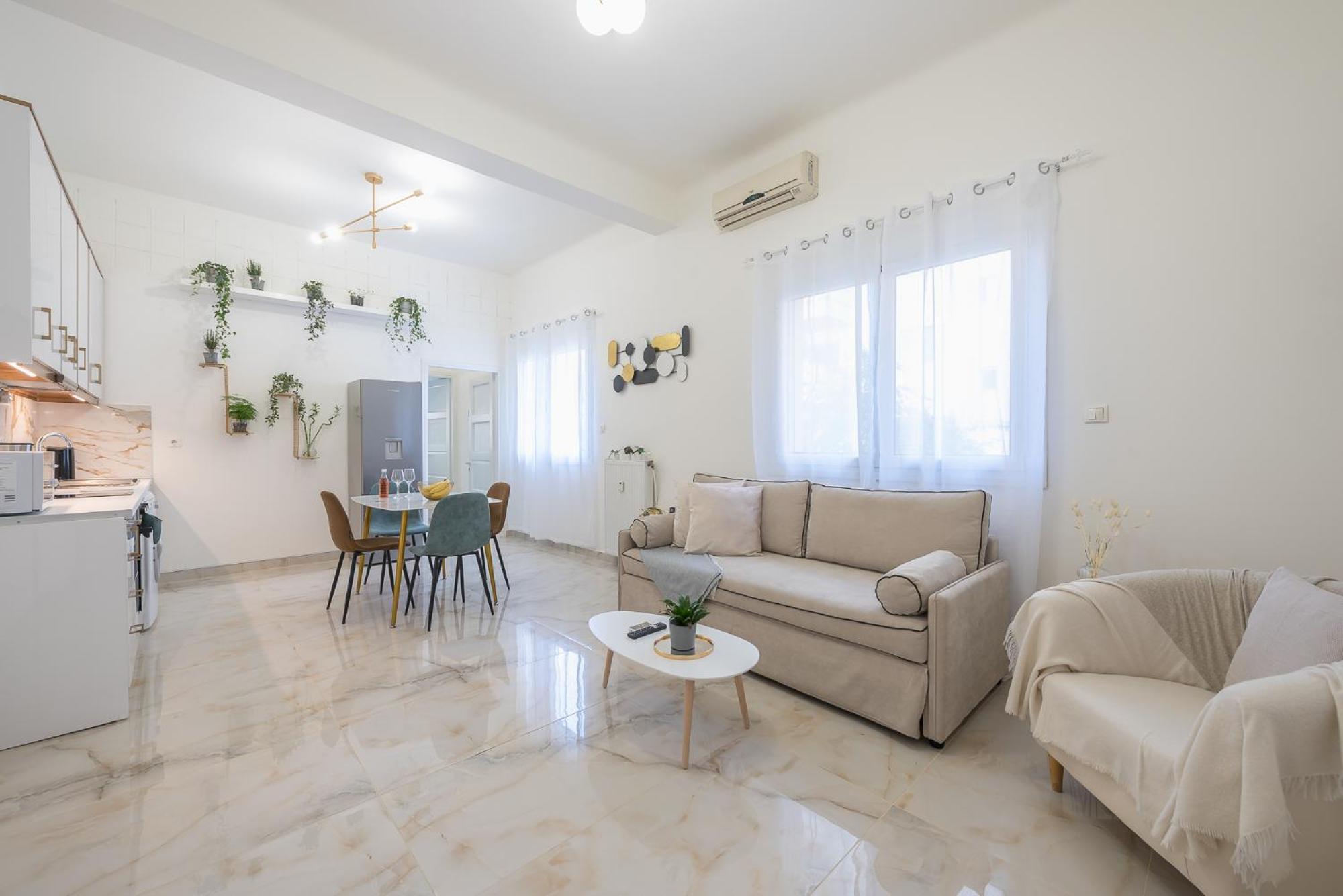 Modern 200m From Acropolis 100mbps Netflix Apartmán