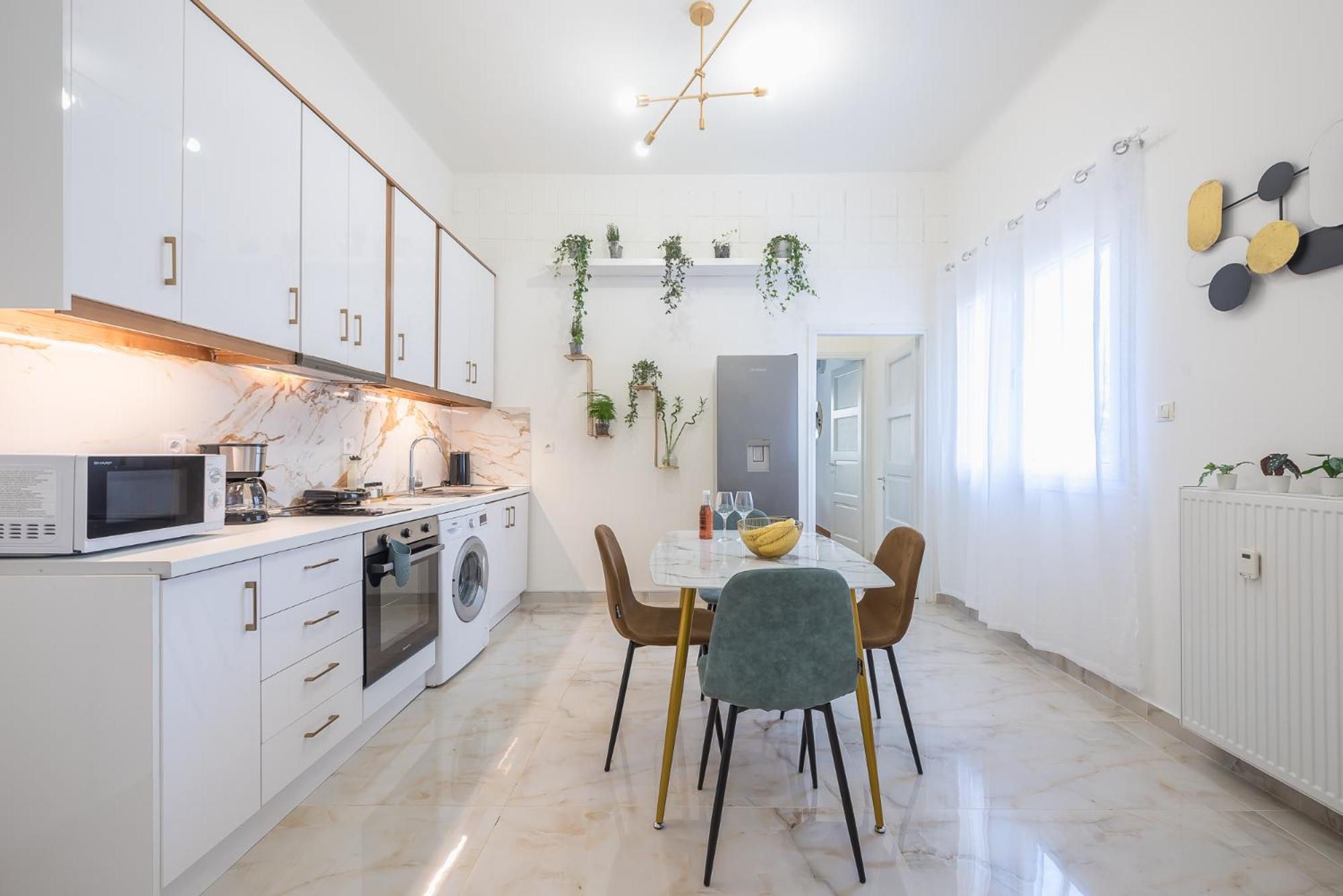 Modern 200m From Acropolis 100mbps Netflix Apartment *